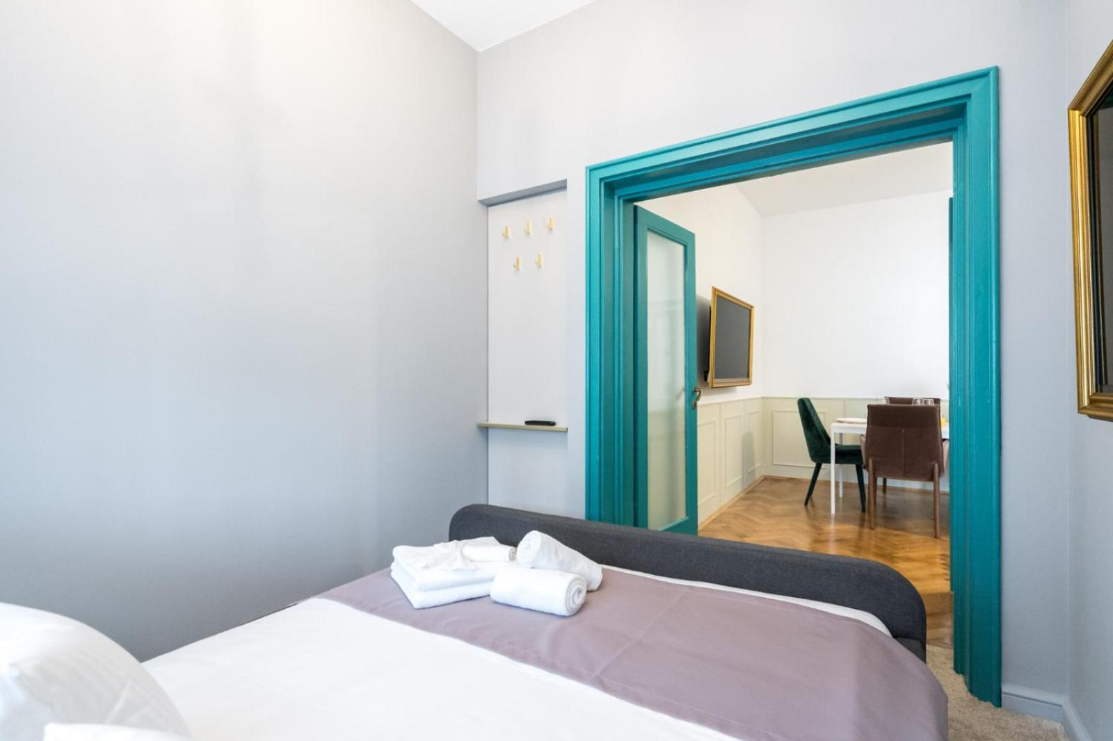 Highline Downtown Residences 6 Persons Family Apartment Bucharest Exterior photo
