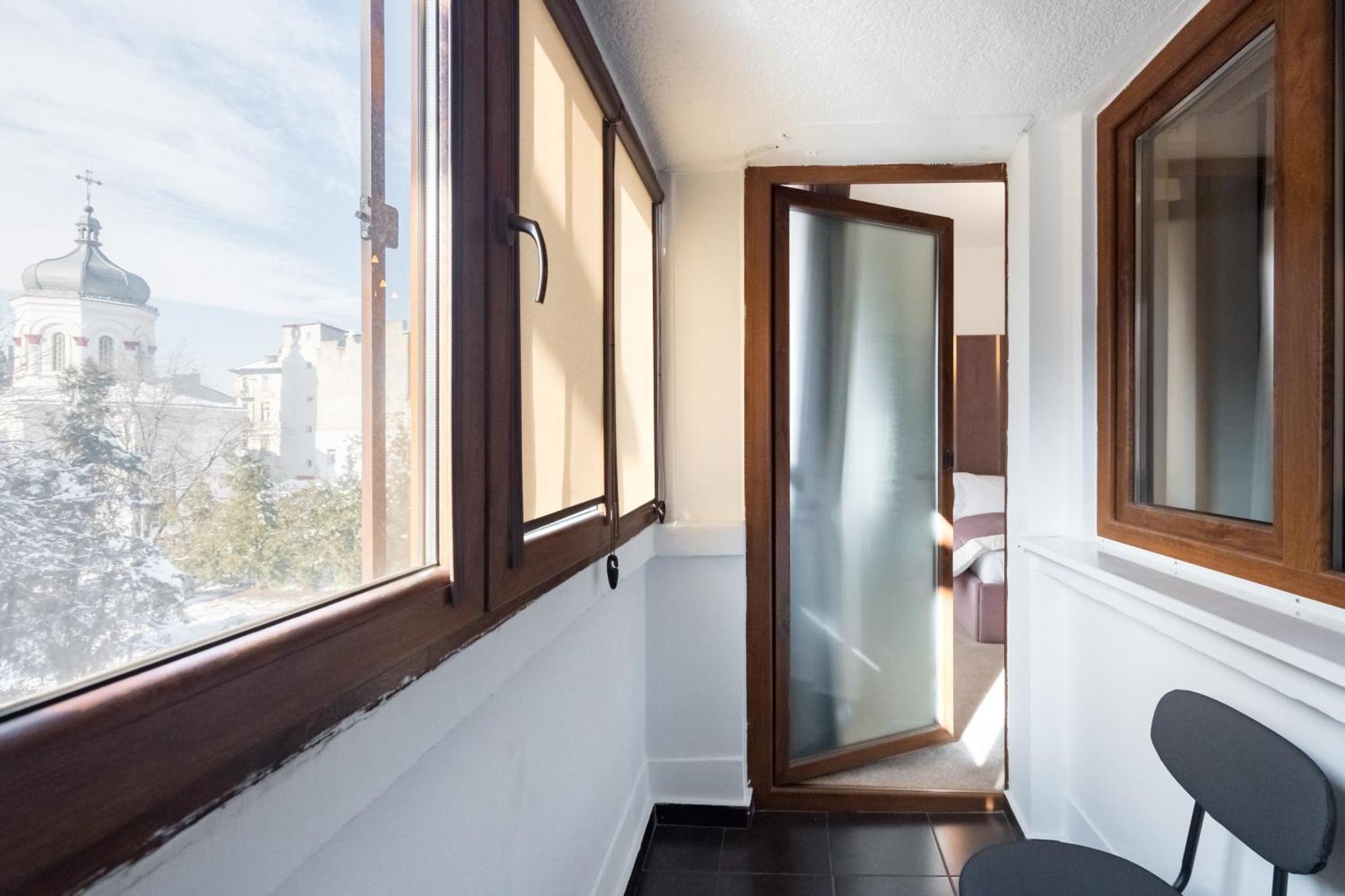 Highline Downtown Residences 6 Persons Family Apartment Bucharest Exterior photo