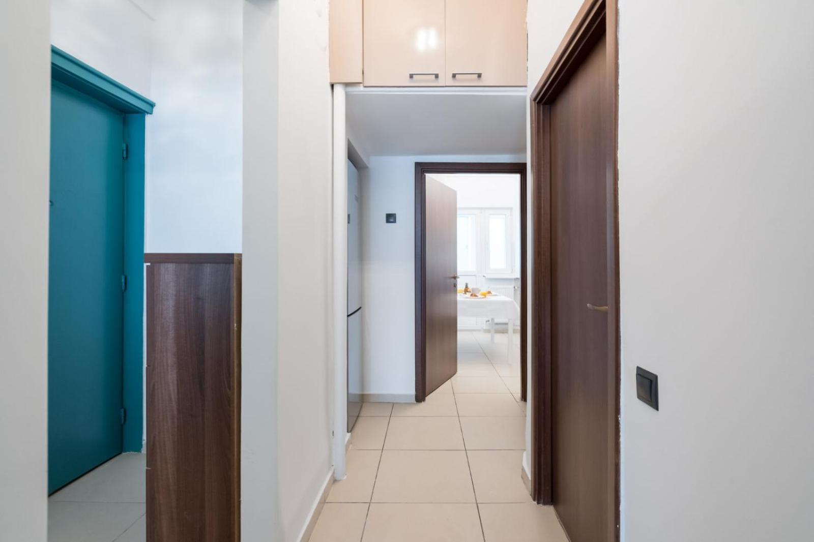 Highline Downtown Residences 6 Persons Family Apartment Bucharest Exterior photo