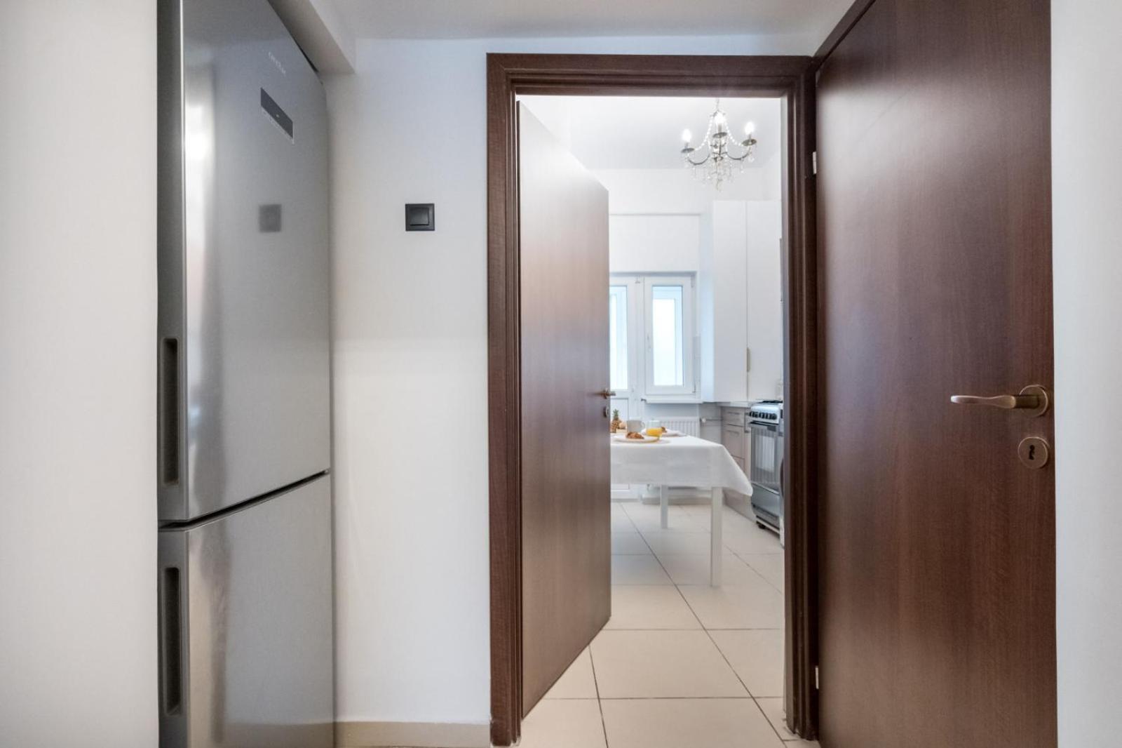Highline Downtown Residences 6 Persons Family Apartment Bucharest Exterior photo